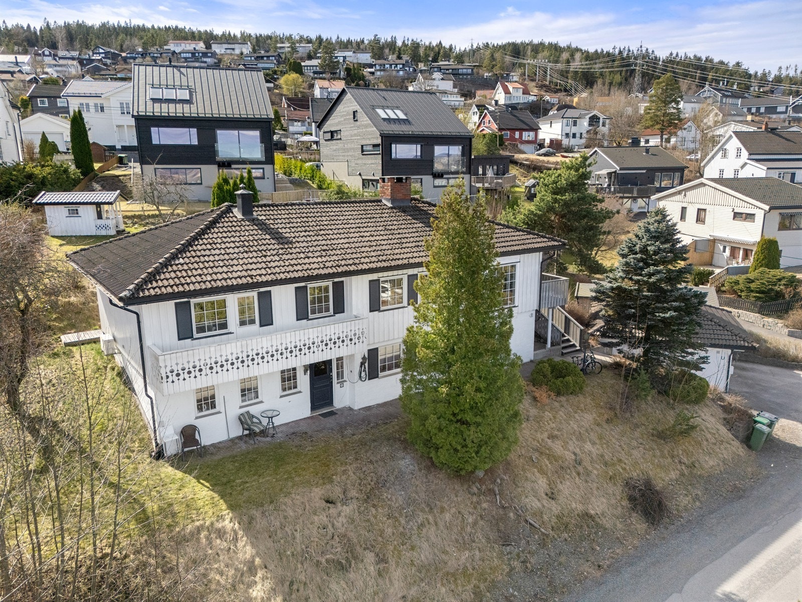 Flott eiendom i et attraktivt nabolag. Galleribilde