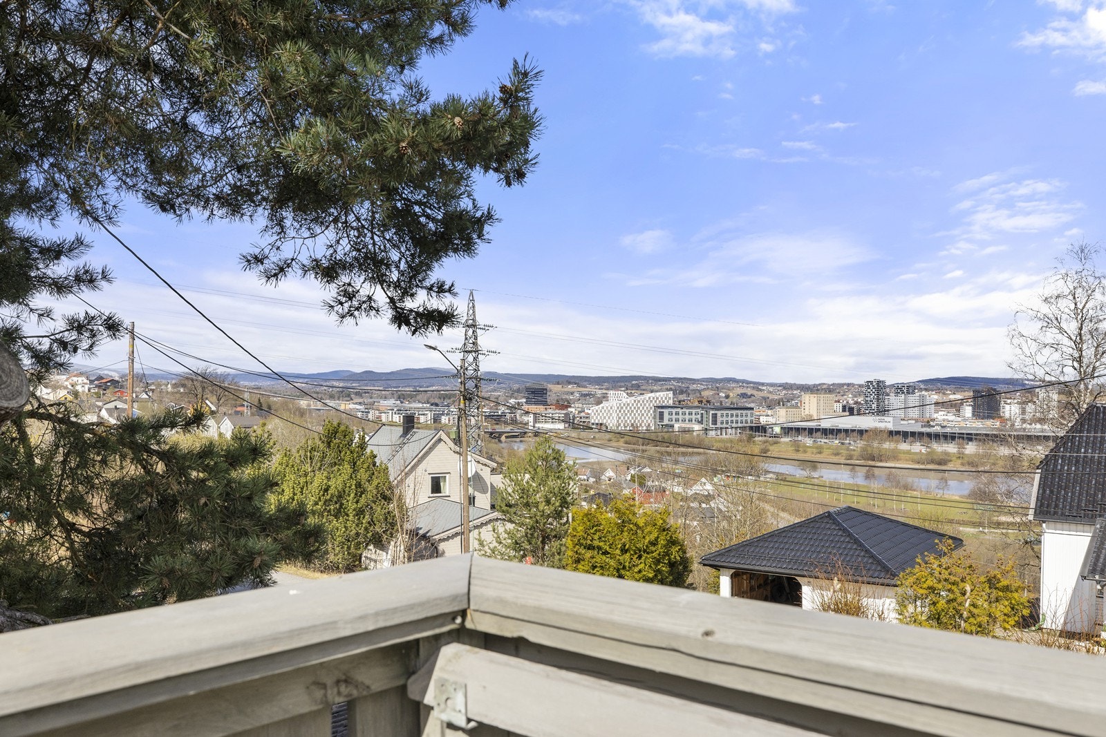 Beliggende i et rolig nabolag med enkel tilgang til byen. Galleribilde