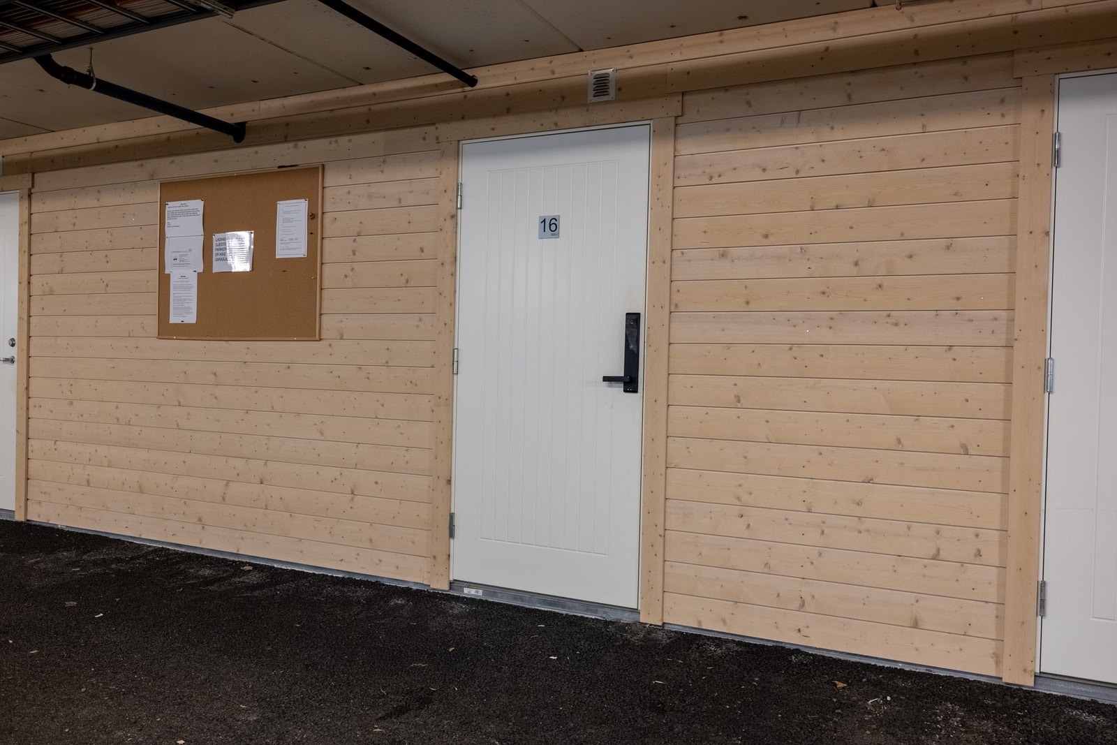 Bod i parkeringskjeller Galleribilde