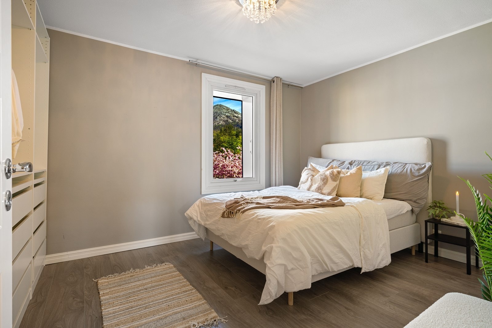 - Soverommet måler 13,8m² - Galleribilde