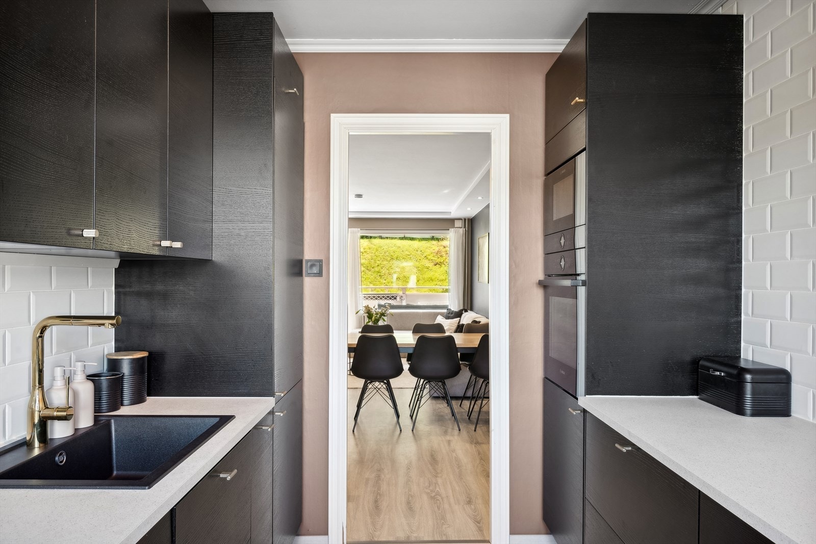 Kjøkkenet er oppgradert i 2021. Galleribilde