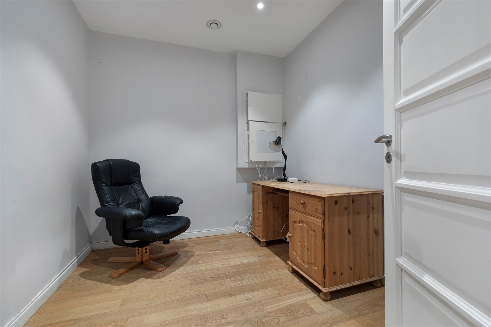 Hobbyrom her får du godt med lagerareal Galleribilde