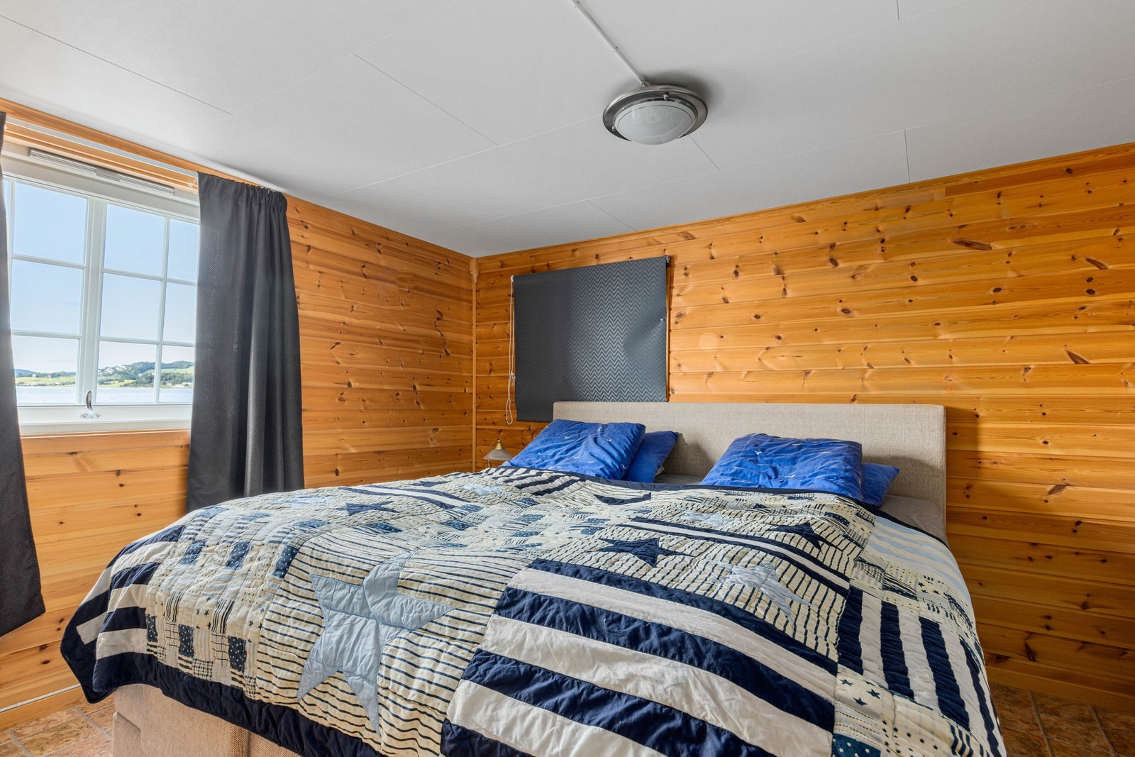 Soverom i "annekset" Galleribilde