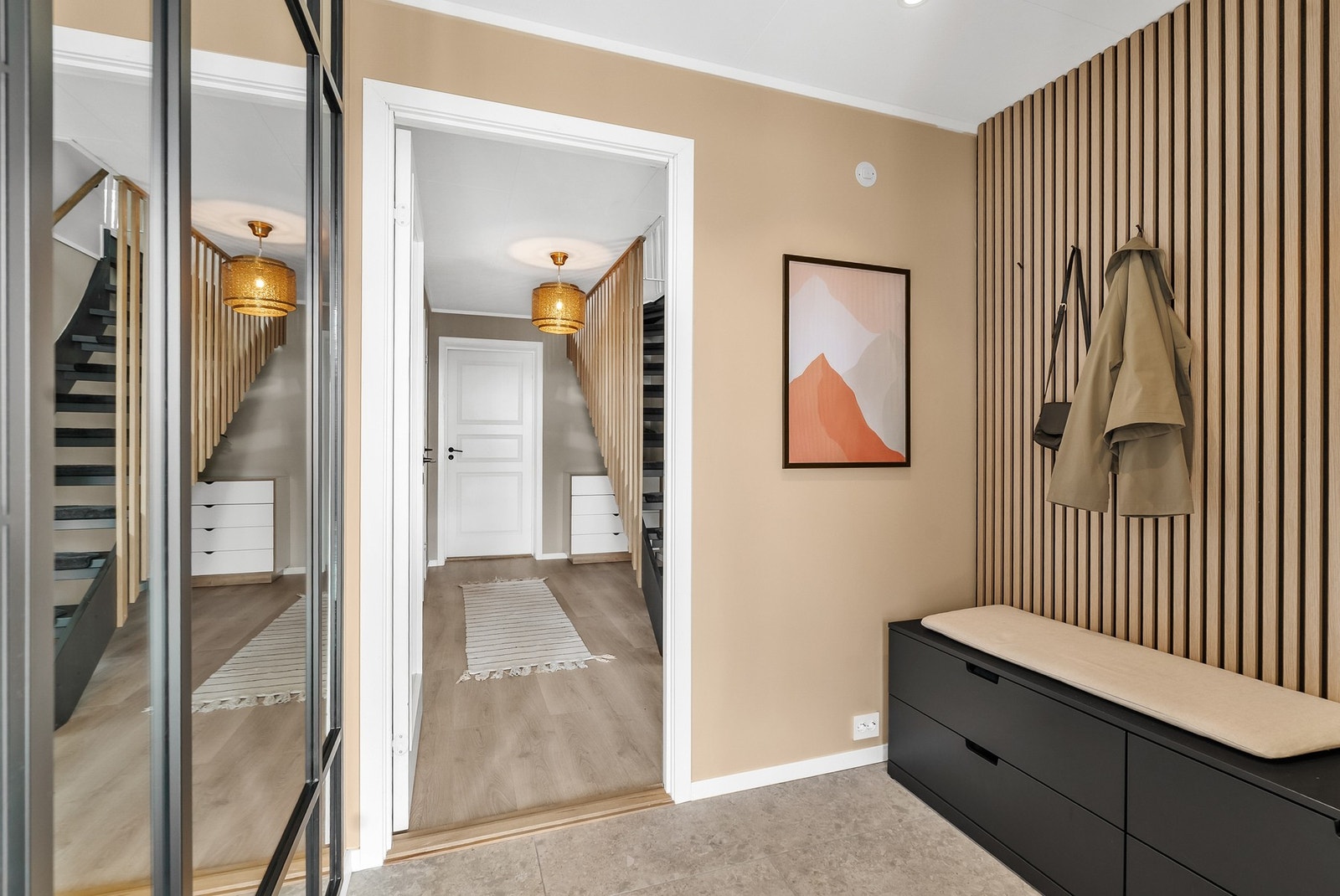 Gangen ble pusset opp i 2024 og fremstår meget moderne. Galleribilde