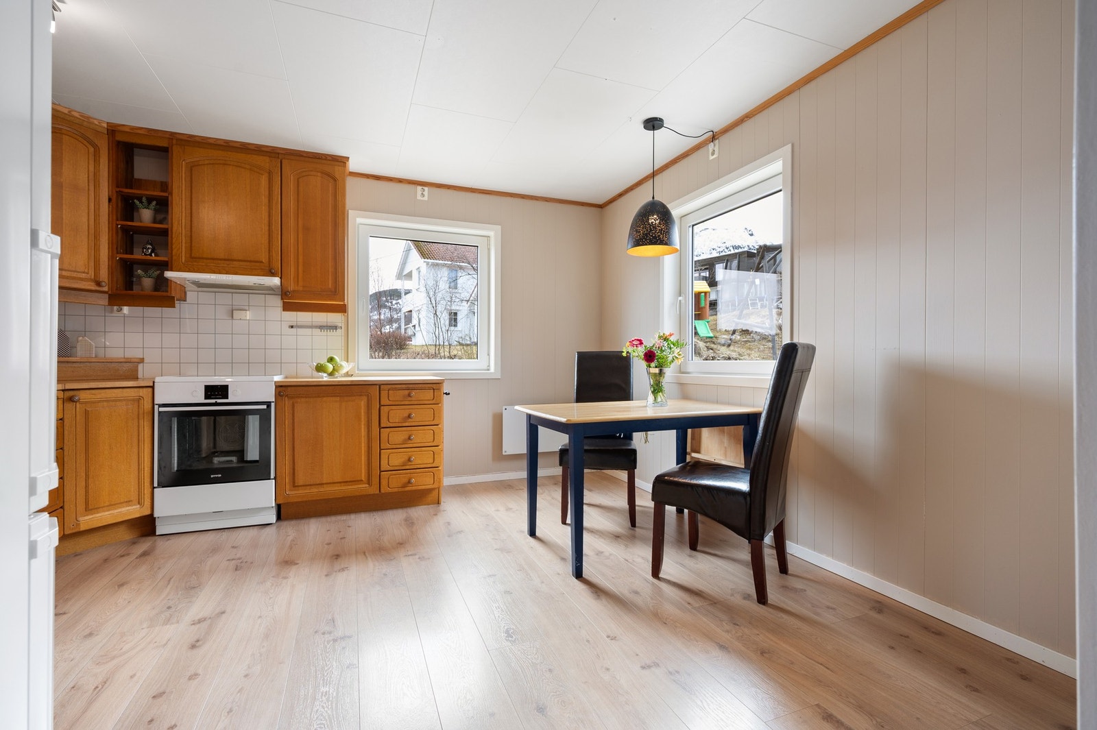 God plass til et spisebord Galleribilde