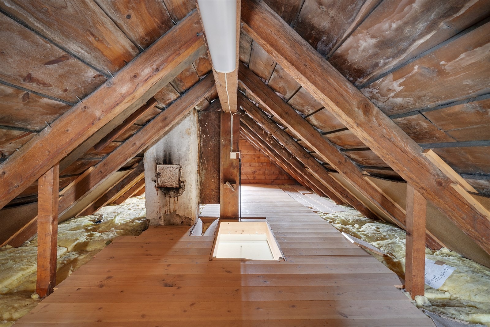 - Uinnredet loft - Galleribilde