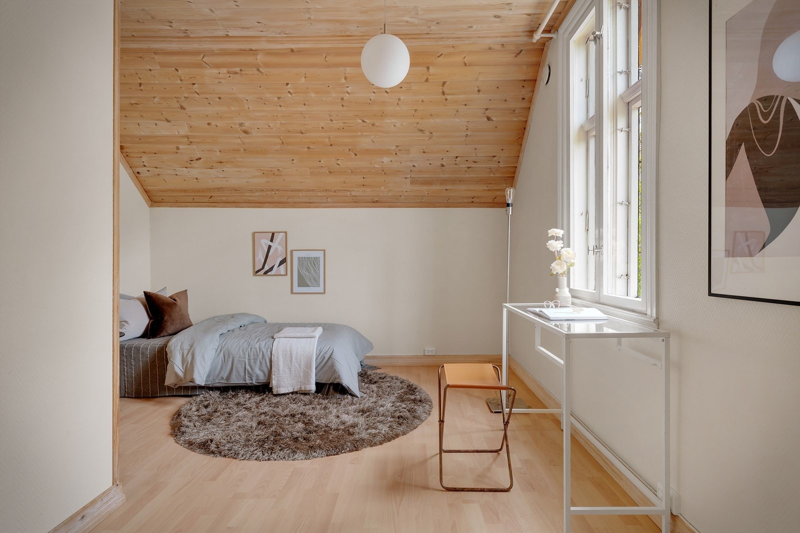 - Soverom 3 måler 13m² (ikke godkjent for varig opphold) - Galleribilde