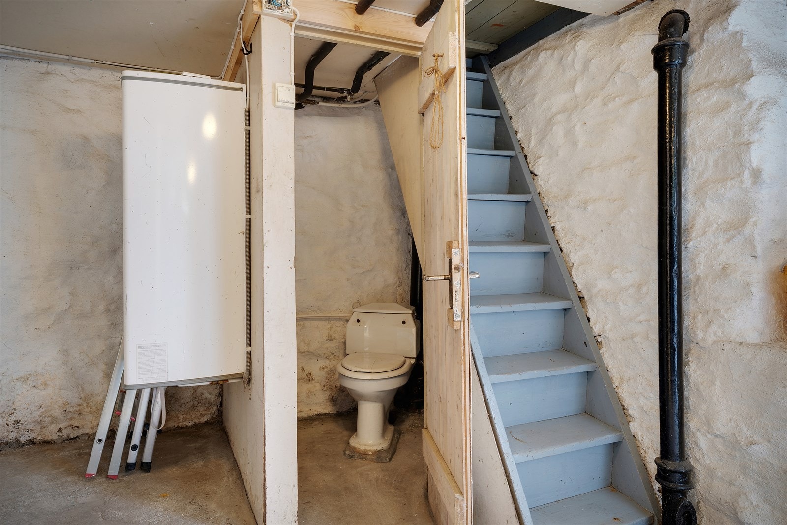 - Uinnredet kjeller på 20m² - Galleribilde