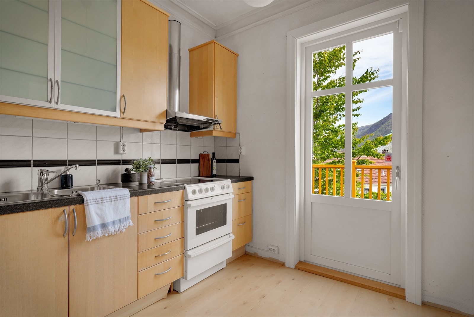 - Separat kjøkkenrom på 12,7m² - Galleribilde