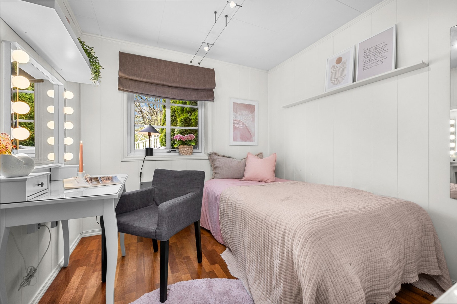 Soverommet 4 måler 8 m² og egner seg perfekt som barnerom, gjesterom eller kontor, Galleribilde