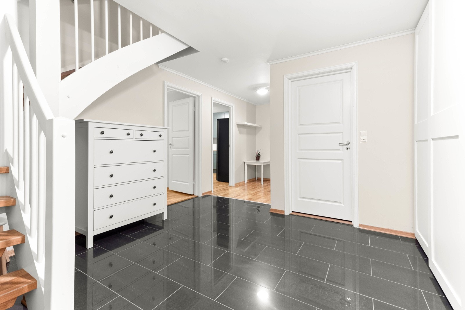 Velkommen ned i underetasjen. Galleribilde