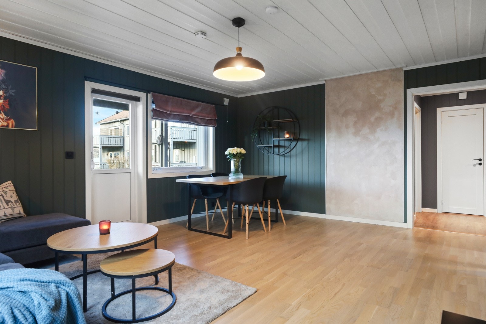 Fra tv stuen mot spisestue Galleribilde