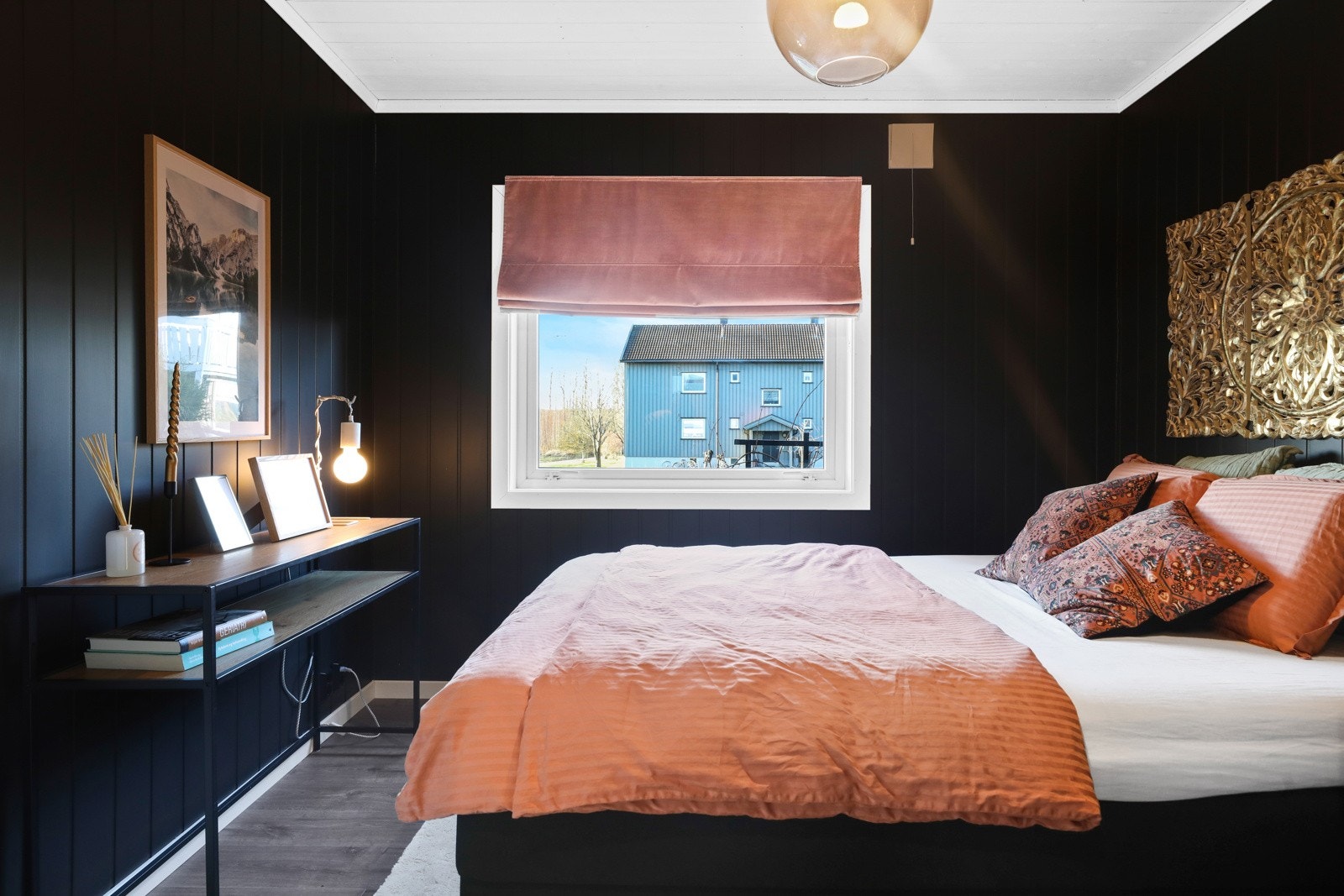 Leiligheten har to gode soverom Galleribilde