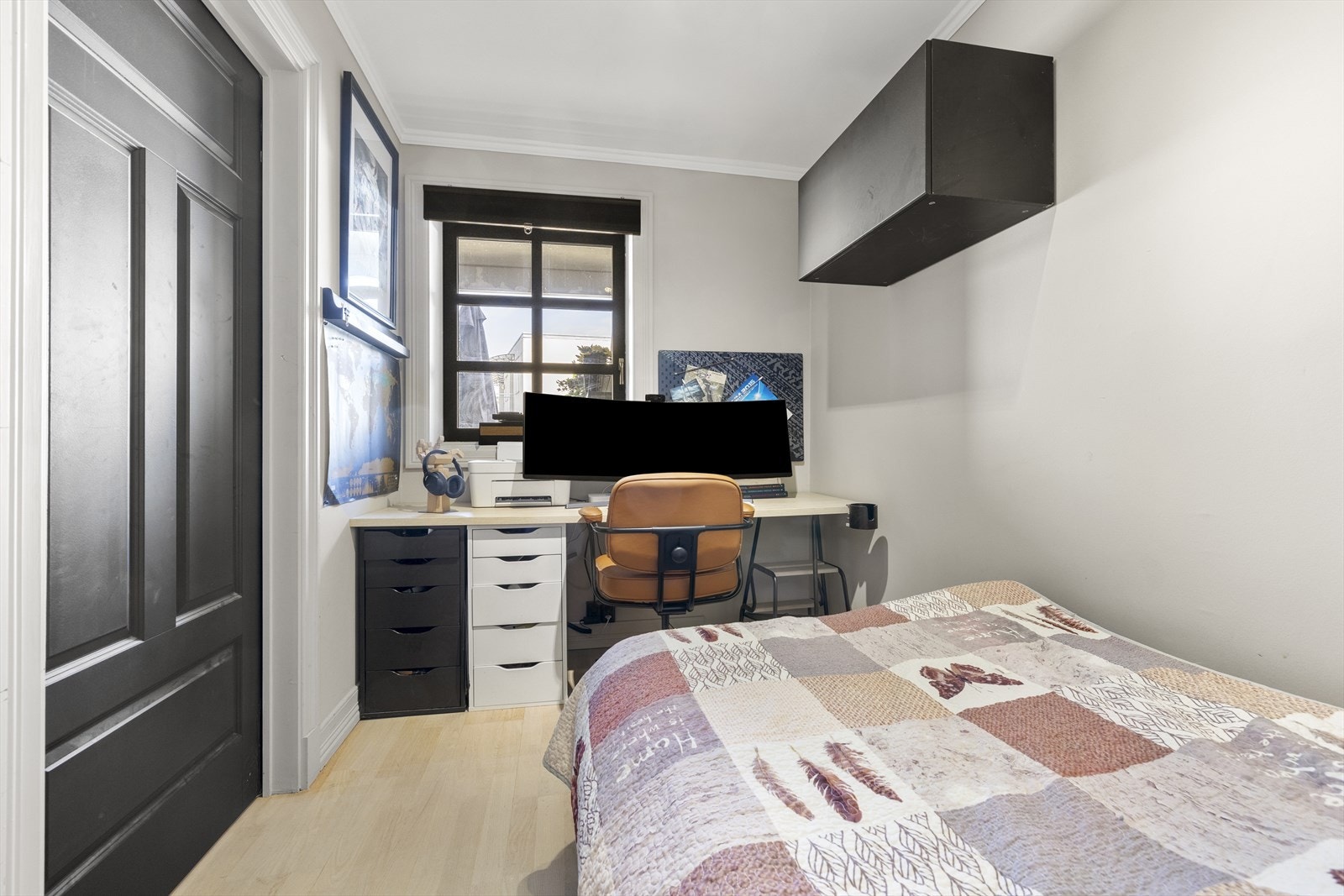 Soverom 2 egner seg godt som både barnerom, gjesterom og kontor. Galleribilde