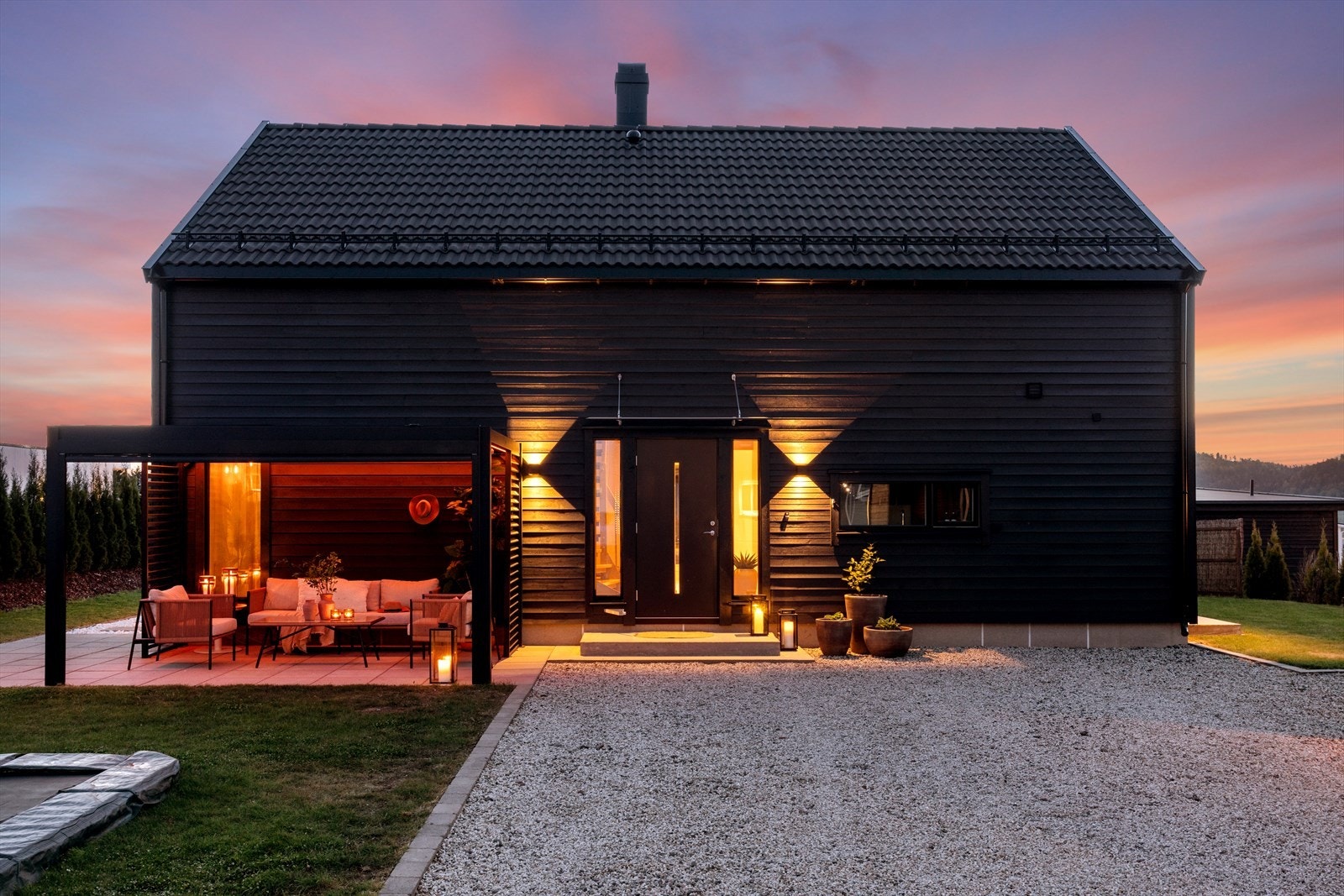 Dette er en meget pen og nyere bolig med god standard fra 2020 Galleribilde