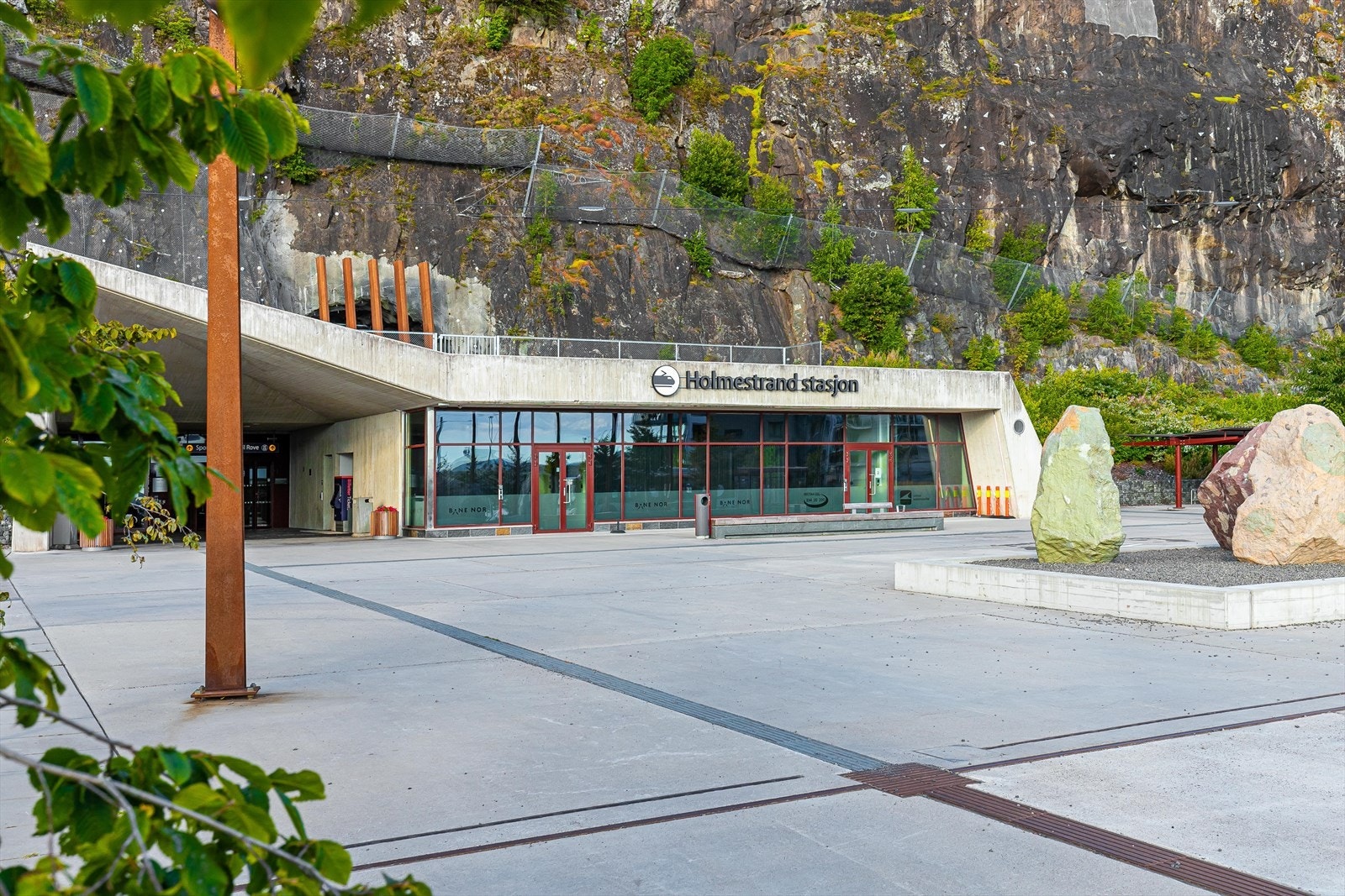 17 minutter til Holmestrand stasjon med bil Galleribilde