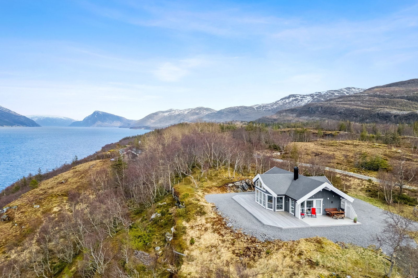 Velkommen til helgelandskysten og Velsvågveien 81! Galleribilde