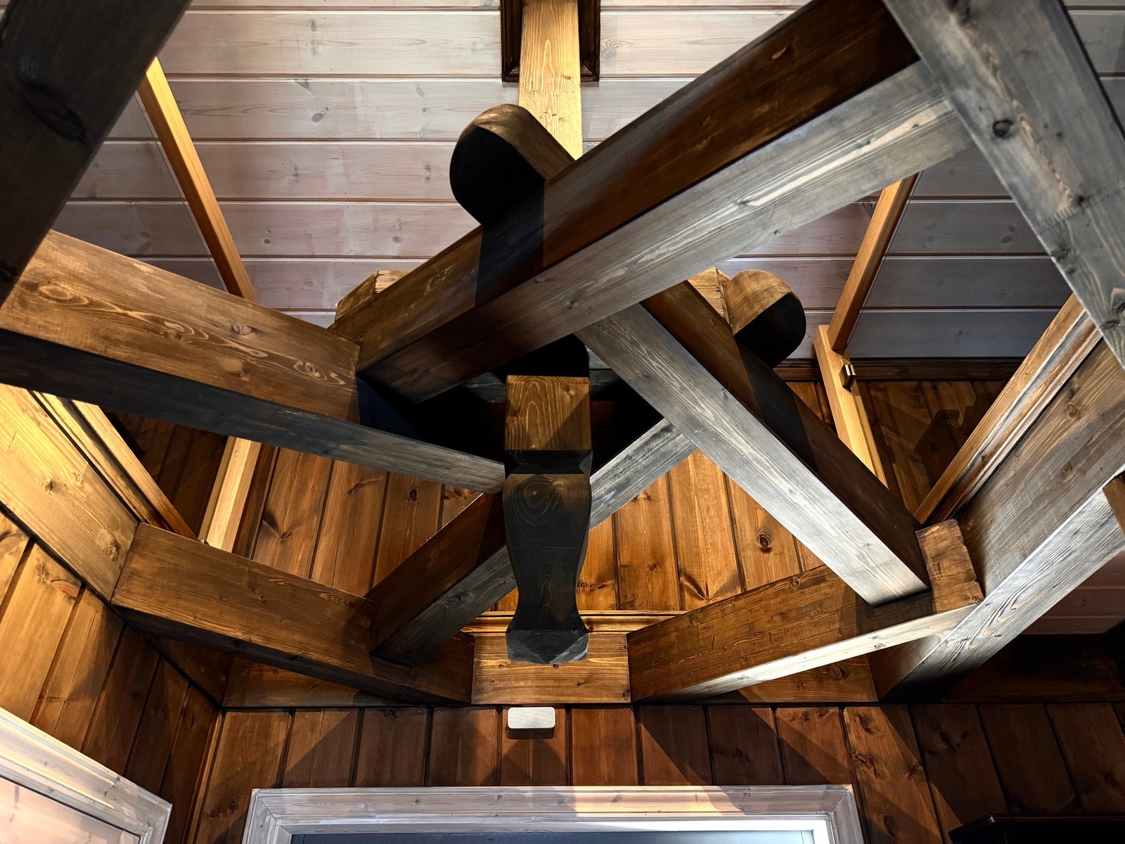 Detaljene setter preg på hytten og gir en elegant følelse. Galleribilde