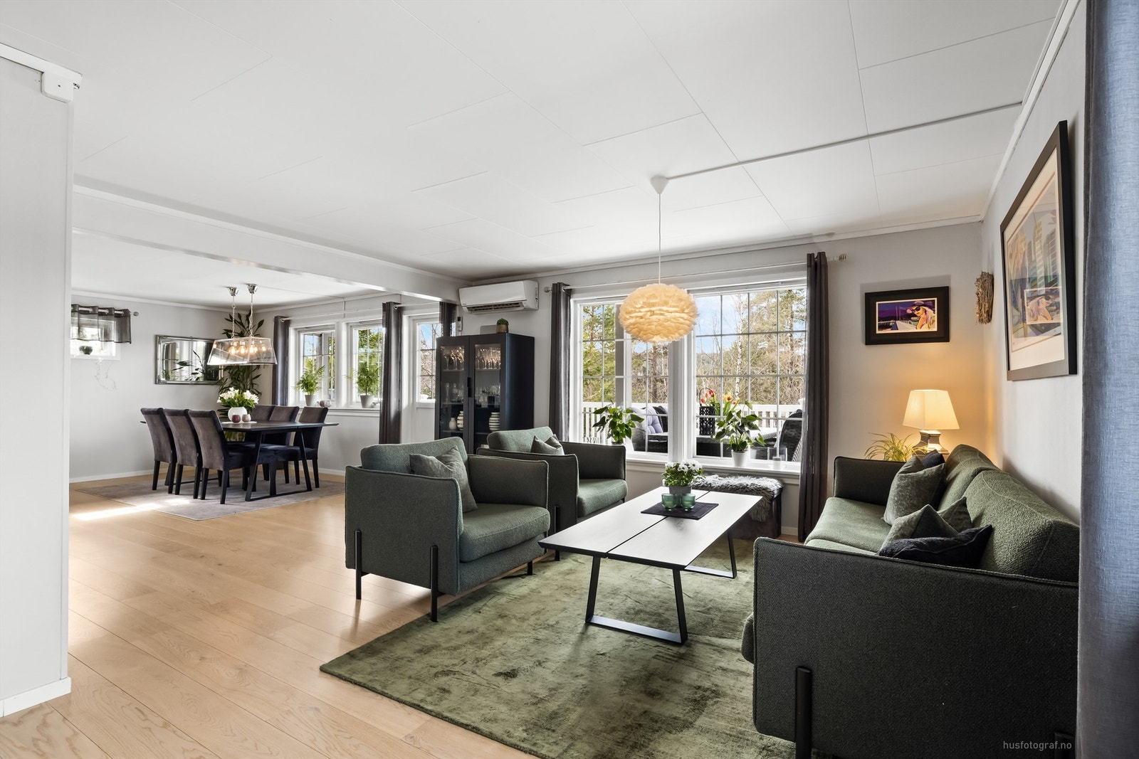 Krogsveen v/Markus Alm Thoen ønsker velkommen til Tyttebærveien 11! Galleribilde