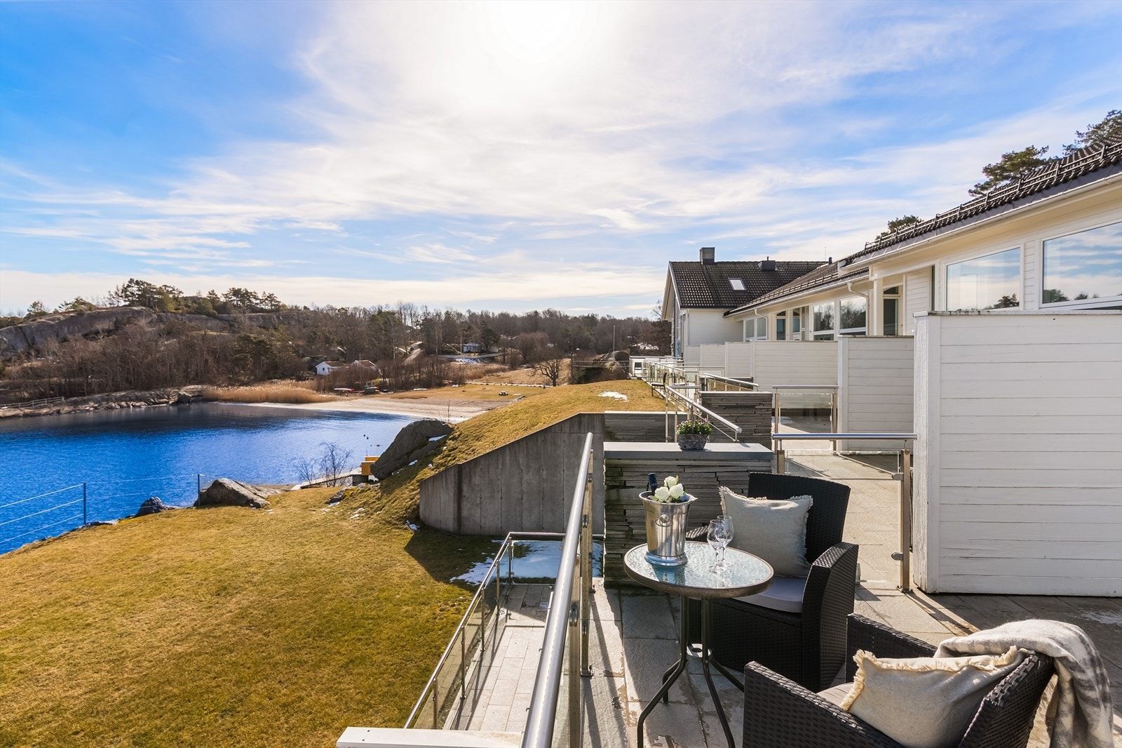 Endeleiligheten har den største terrassen (40 m²). Galleribilde