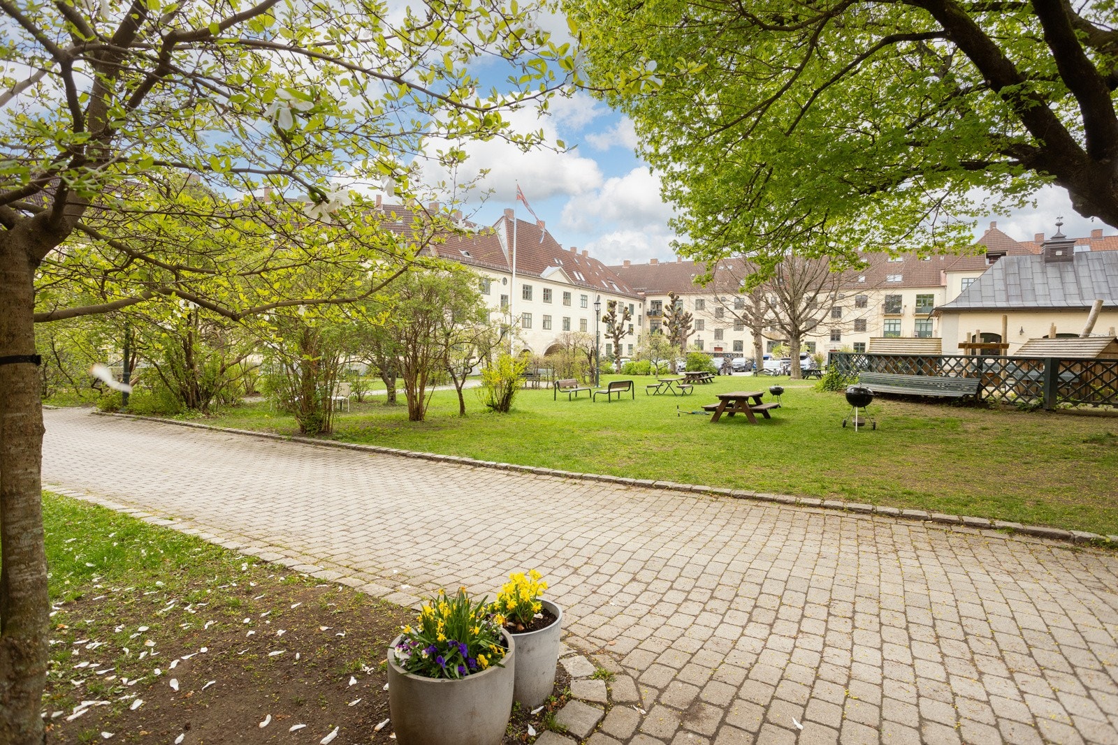 Her har man fantastiske uteområder som er pent opparbeidet. Galleribilde