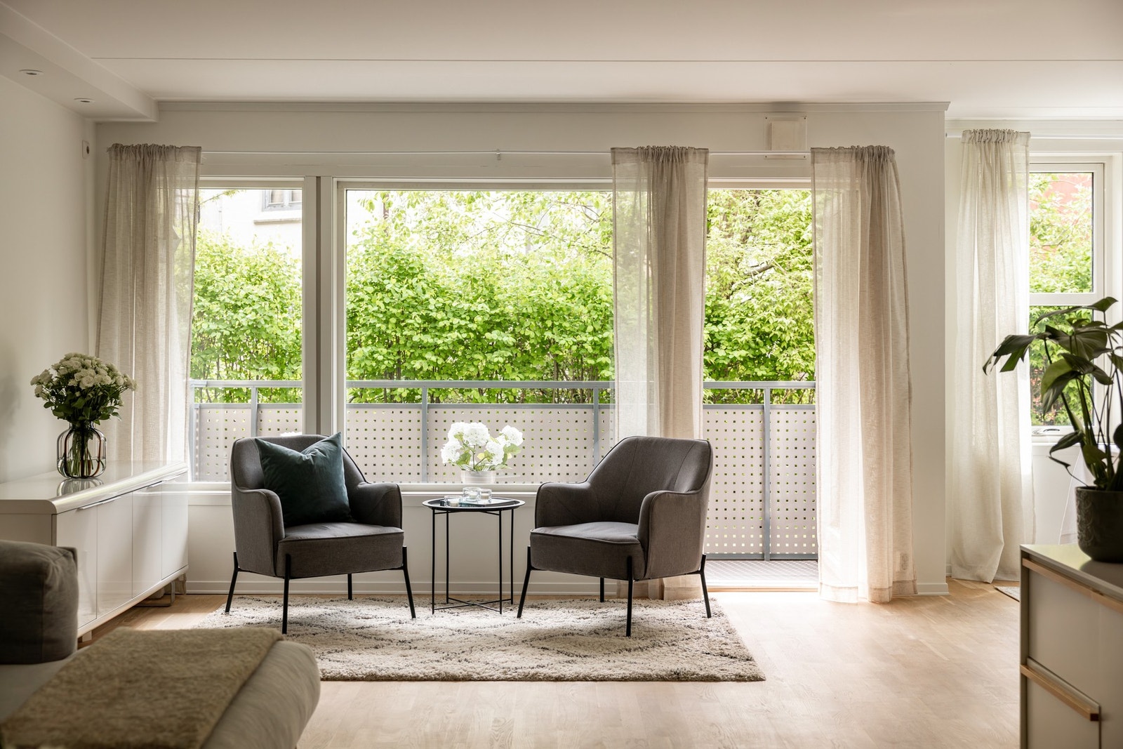 Balkongdør med adkomst til boligens balkong. Galleribilde