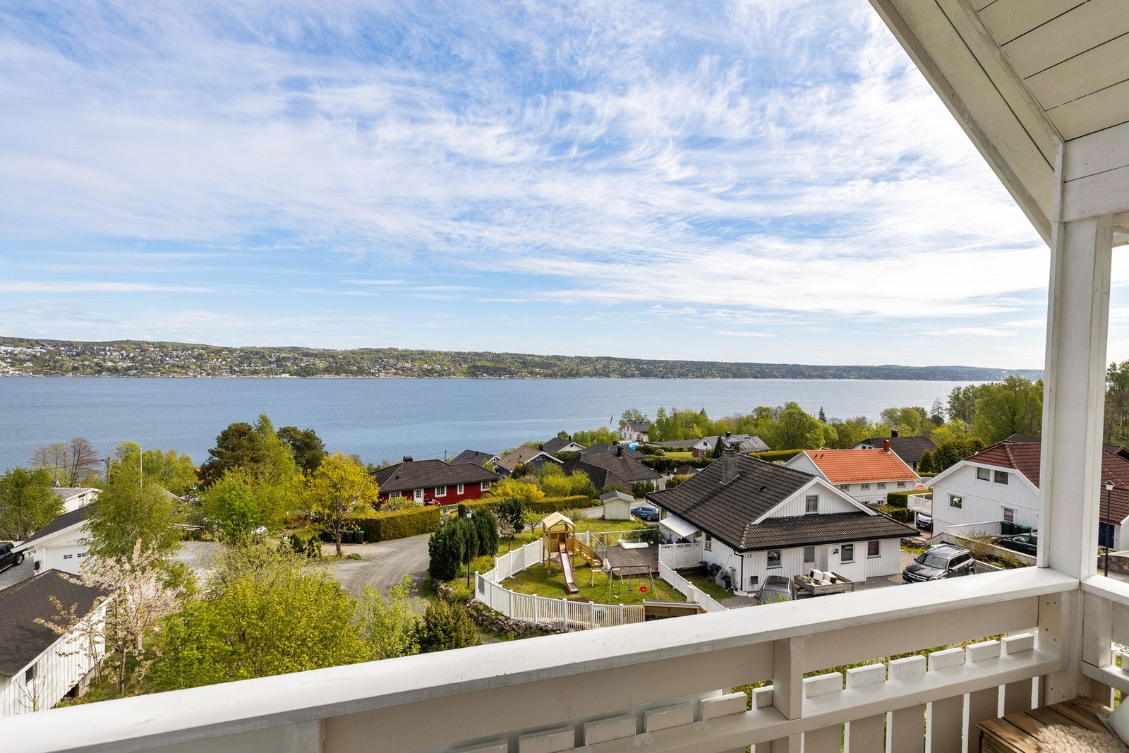 Av severdigheter og kulturelle tilbud kan Villa Oslofjord og Oscarsborg festning, samt Badehotellet anbefales. Galleribilde