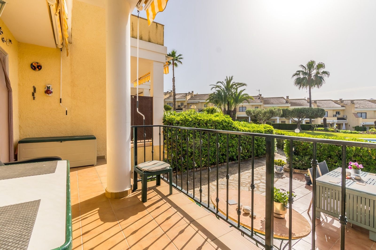 Terrassen ut fra stuen Galleribilde