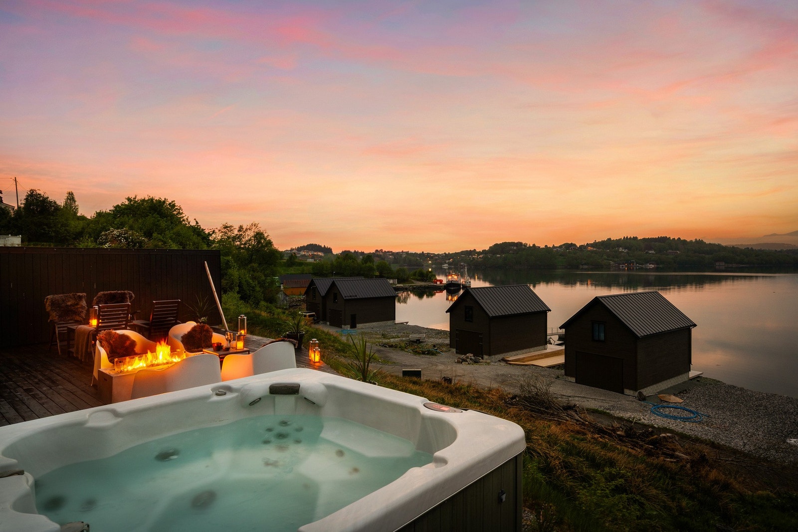 Her kan man trives på sene sommerkvelder! Galleribilde