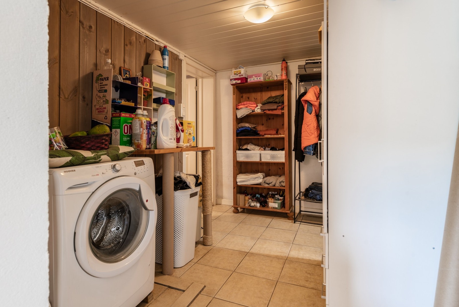 Vaskerom. Galleribilde