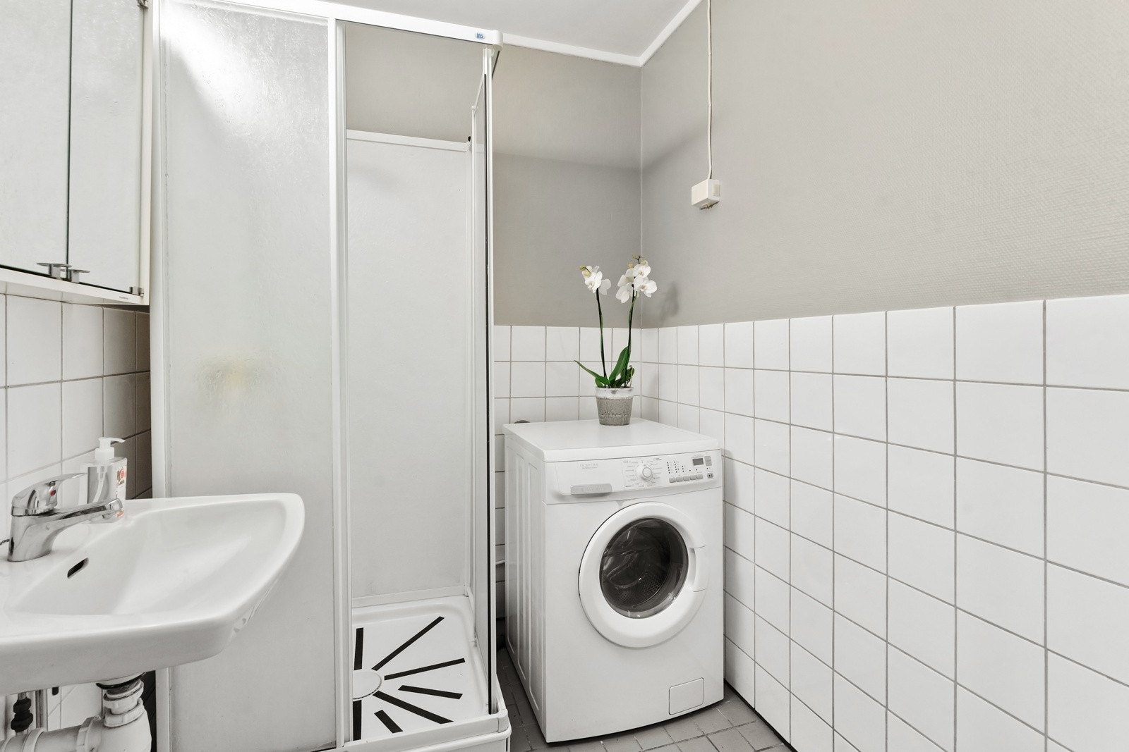 Opplegg for vaskemaskin. Galleribilde