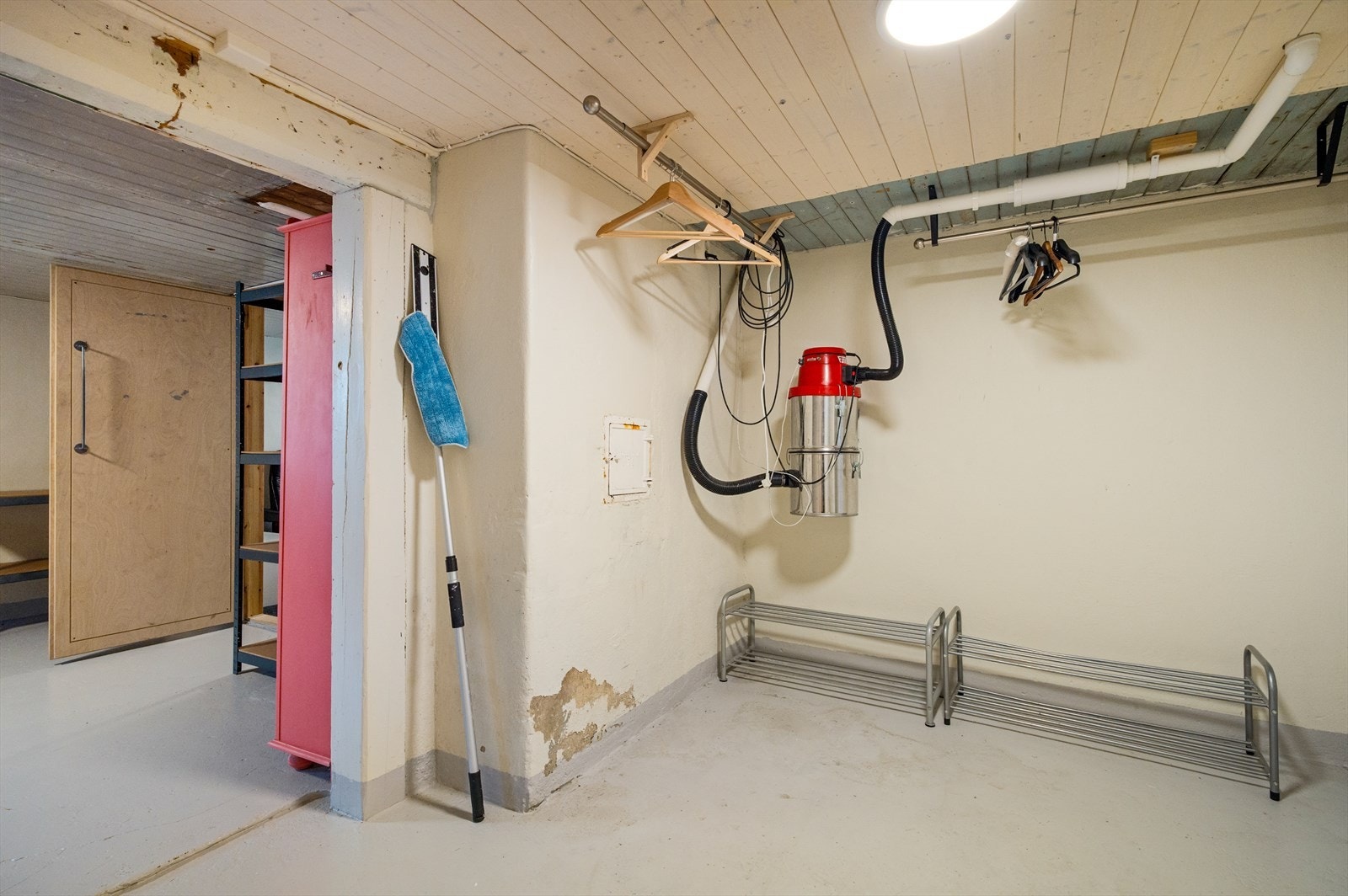 Stor romslig kjeller på 45m² - Galleribilde