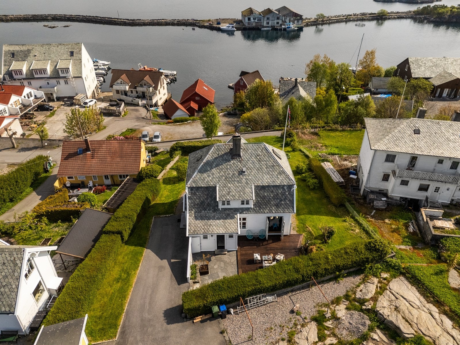 - Tomt på 830m² - Galleribilde
