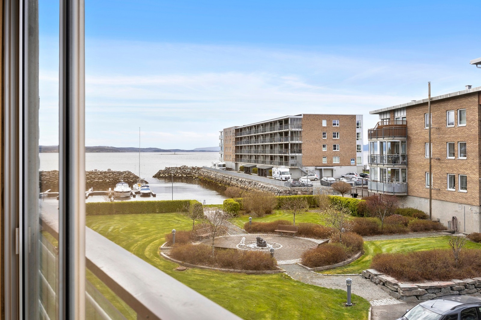 På Jæktbyn kan man nyte vakker fjordutsikt! Galleribilde