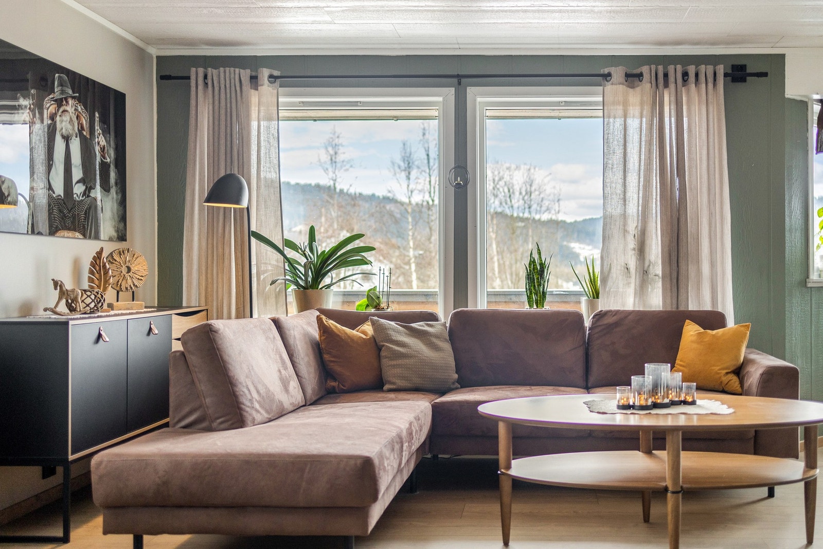 Boligens planløsning gjør det enkelt for nye eiere å sette sitt eget preg på inventar Galleribilde