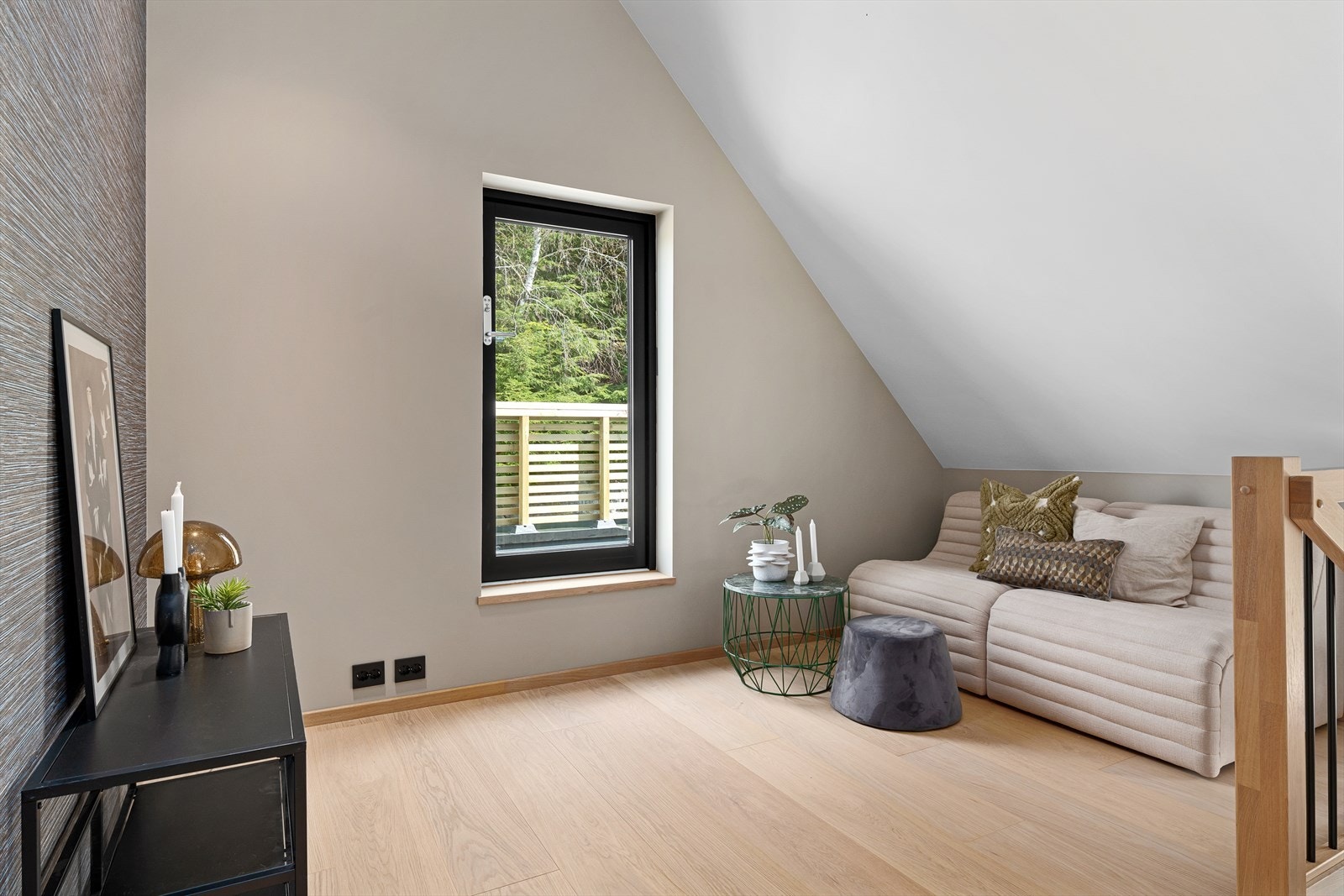 Vinduet kan åpnes med adgang til en fremtidig balkong. Galleribilde