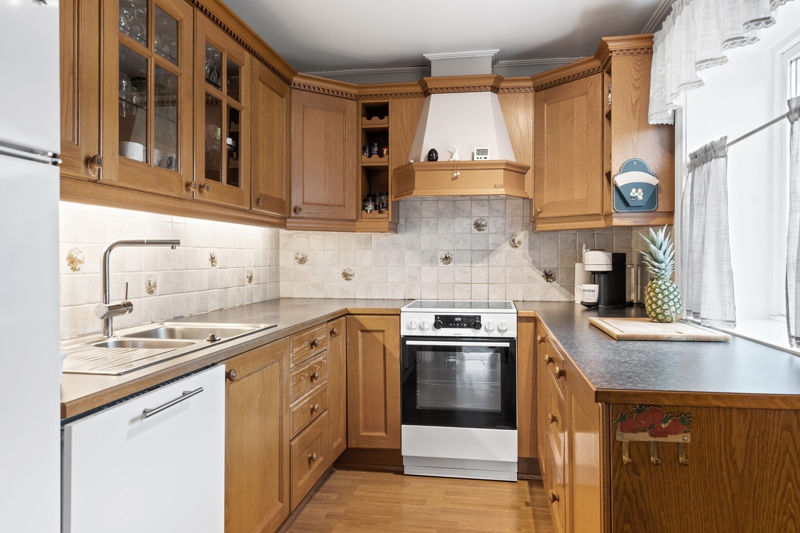 Kjøkken i 1.etg. Galleribilde