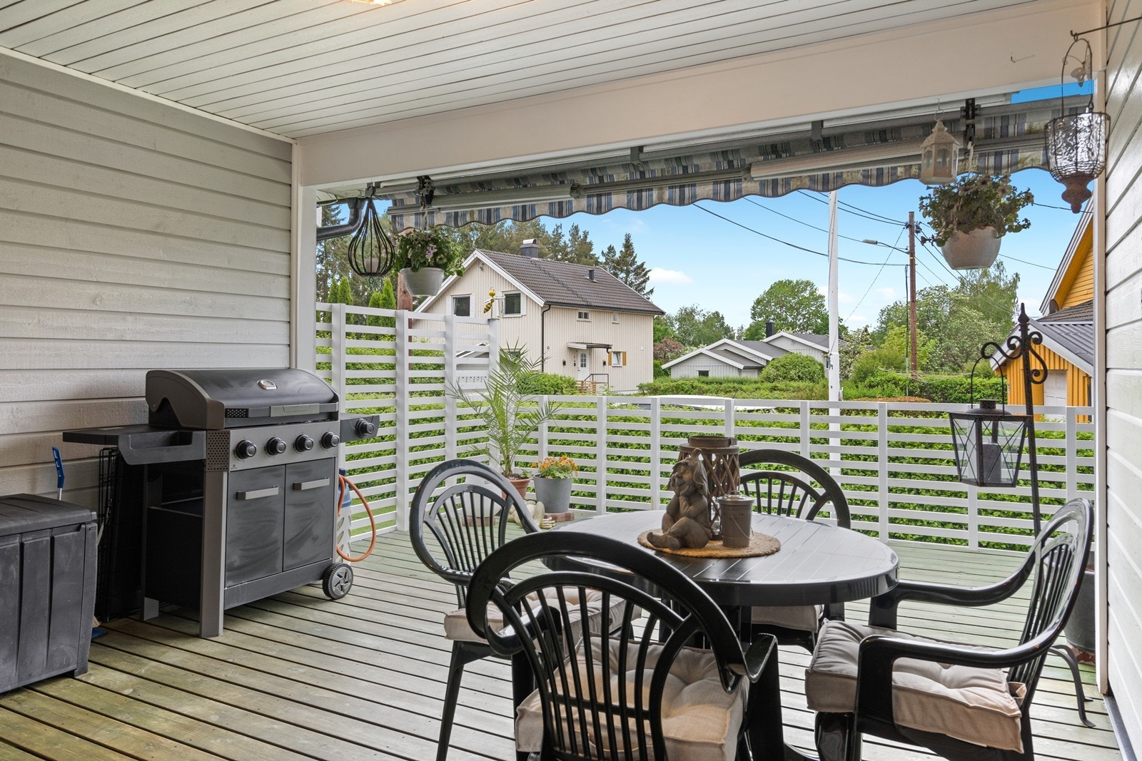 Deilig uteplass i 1.etg. Galleribilde