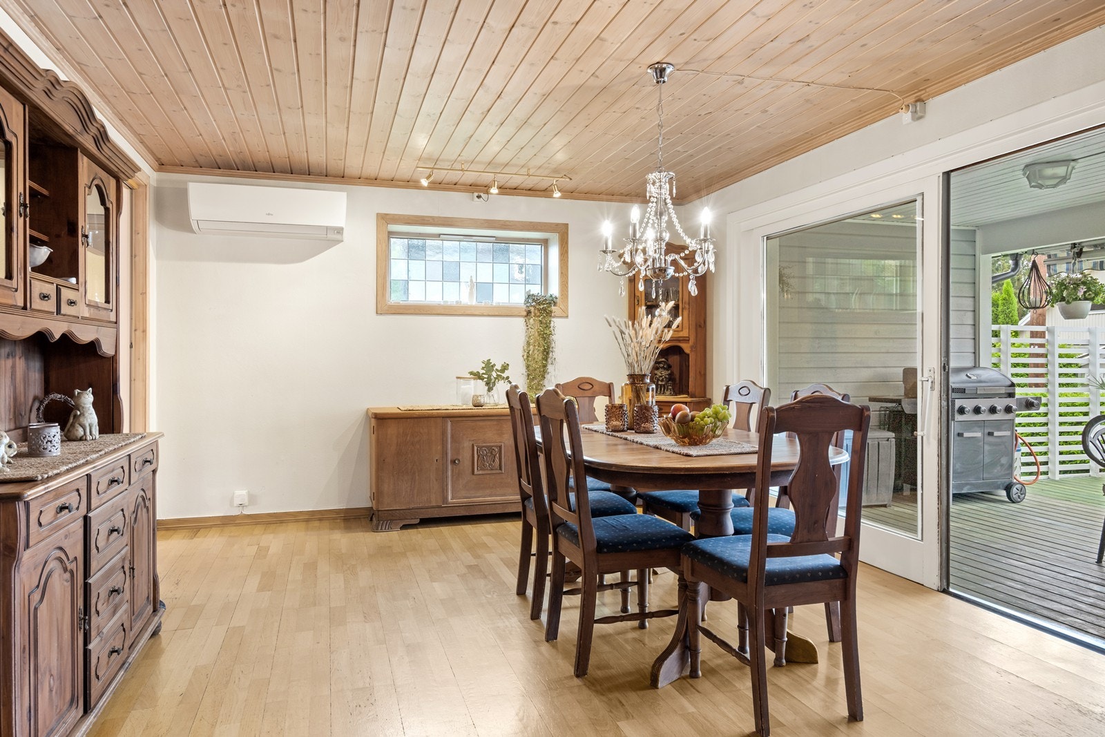 Spisestue i 1.etg. Galleribilde