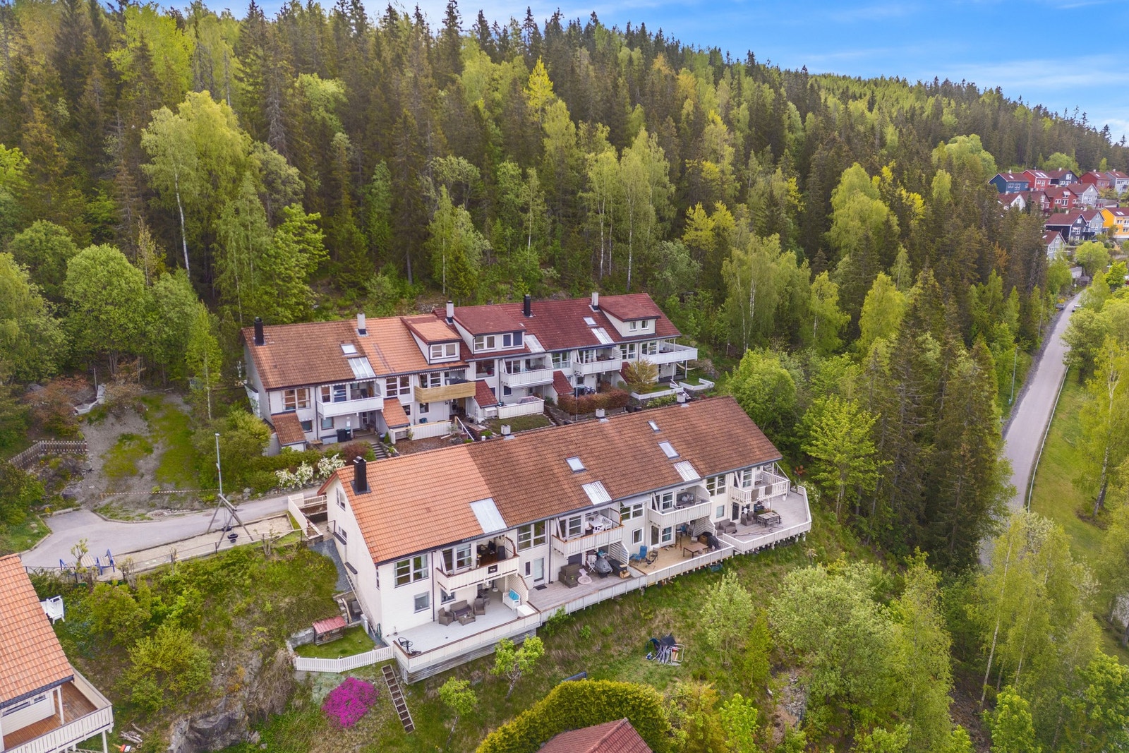 Det naturnære boområdet gir muligheter for en aktiv hverdag, med turstier og nærhet til en rekke idrettsanlegg Galleribilde