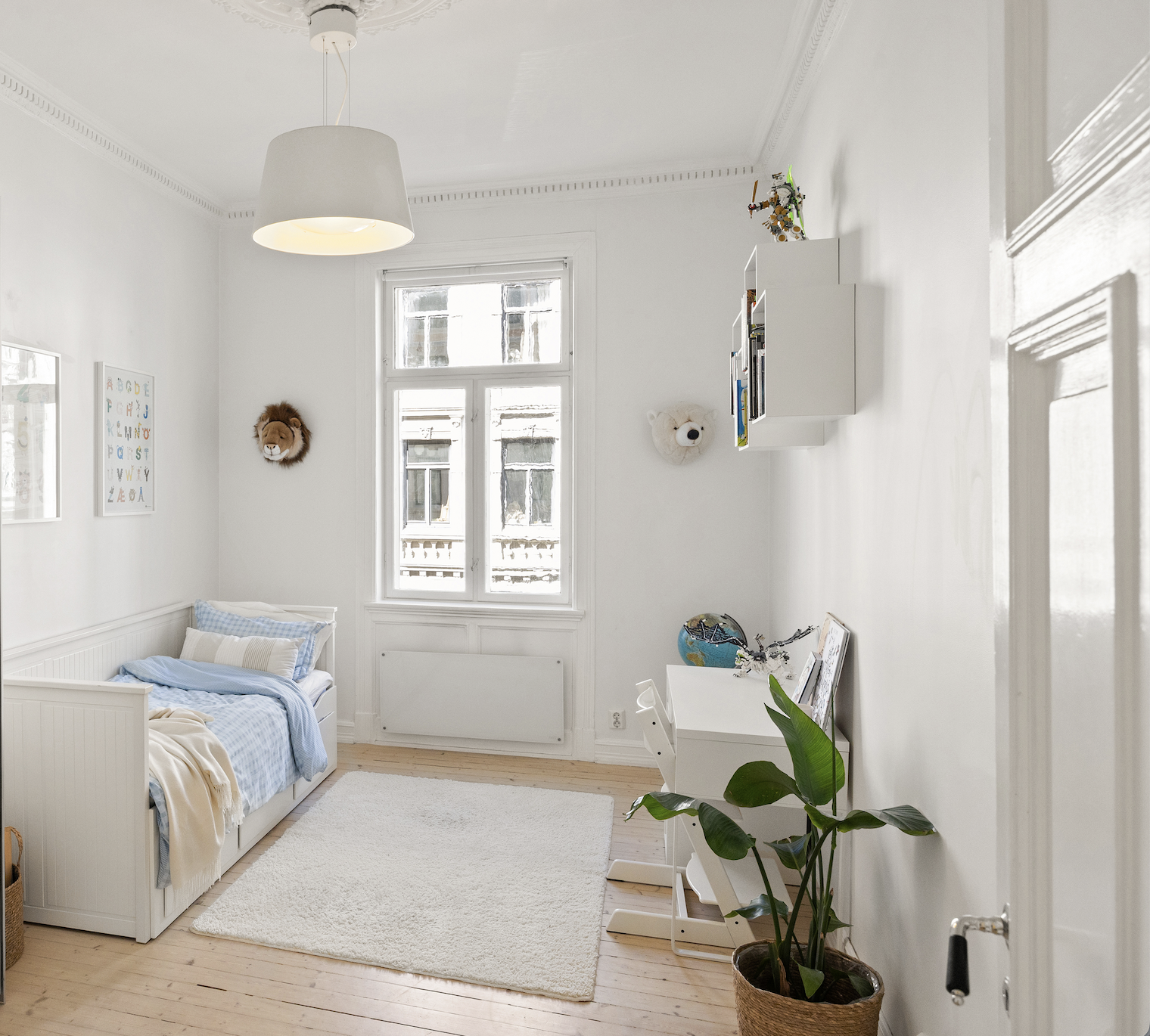 Soverom 3 er av god størrelse og egner seg godt som barnerom, gjesterom eller hjemmekontor - alt etter dine behov. Galleribilde