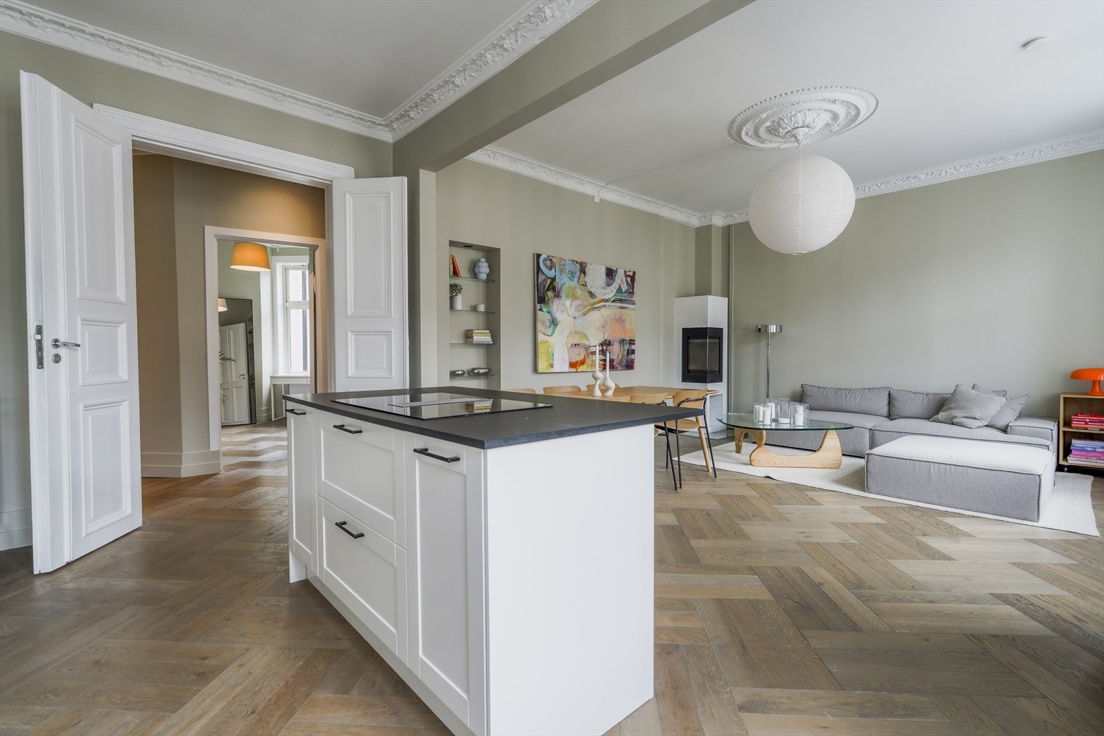 Velkommen til Thor Olsens gate 7 B - presentert av Bendik Blumenthal og Ragnvald Håland Svendsen v/ Nordvik Eiendomsmegling! Galleribilde