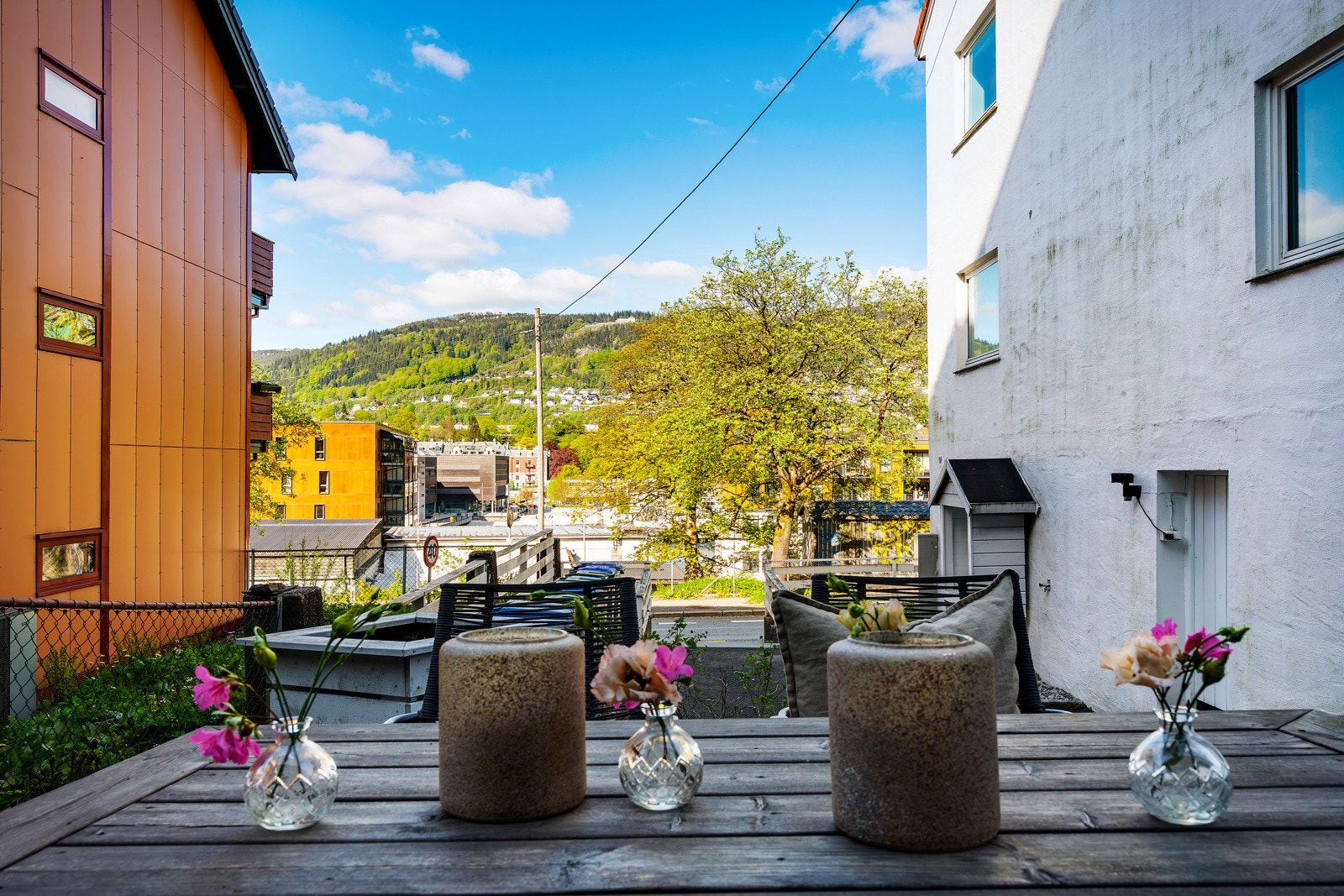 - Felles uteområde i sameiet - Galleribilde