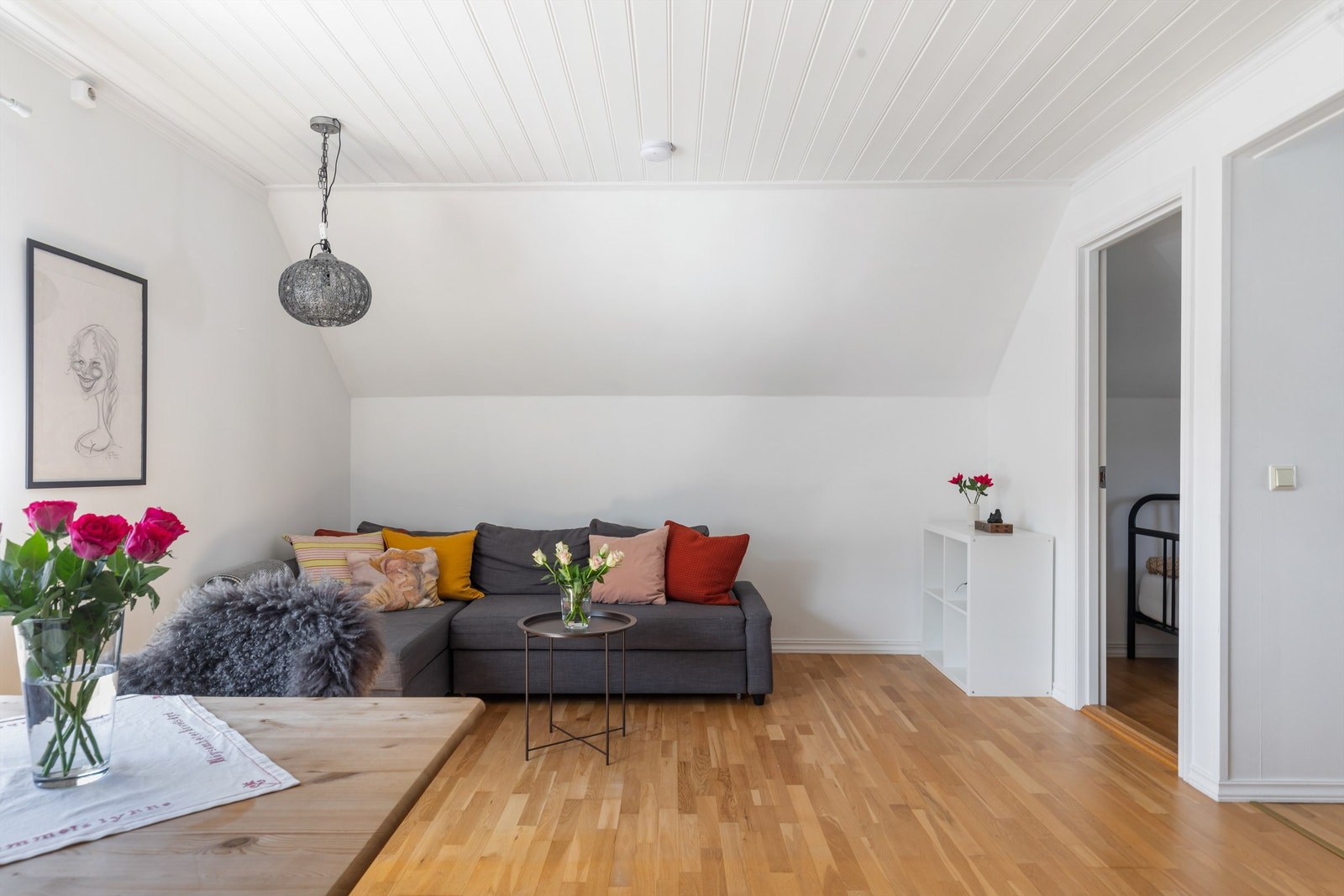 God plass til både sofagruppe og spisebord. Galleribilde