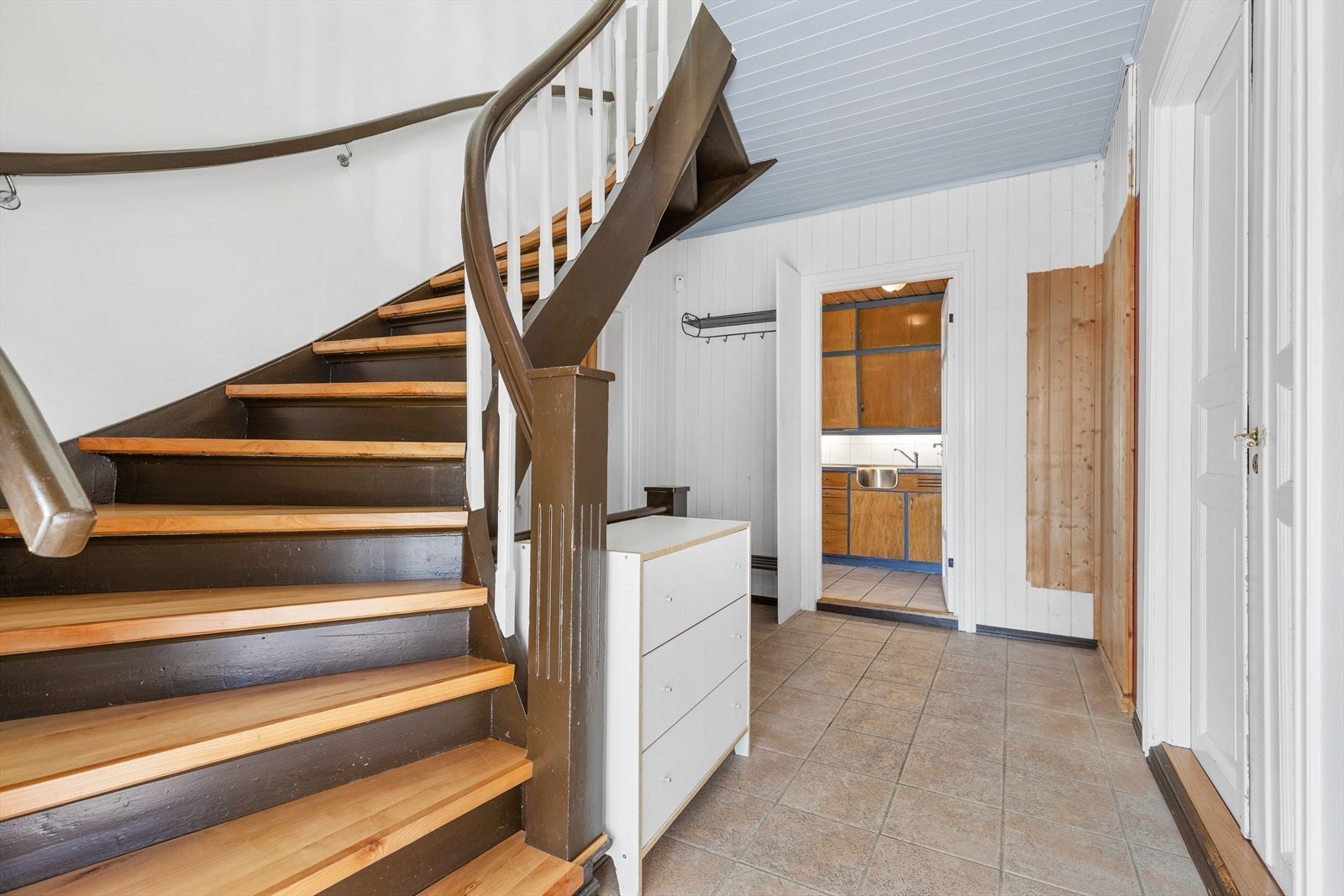 Trapperom. Galleribilde