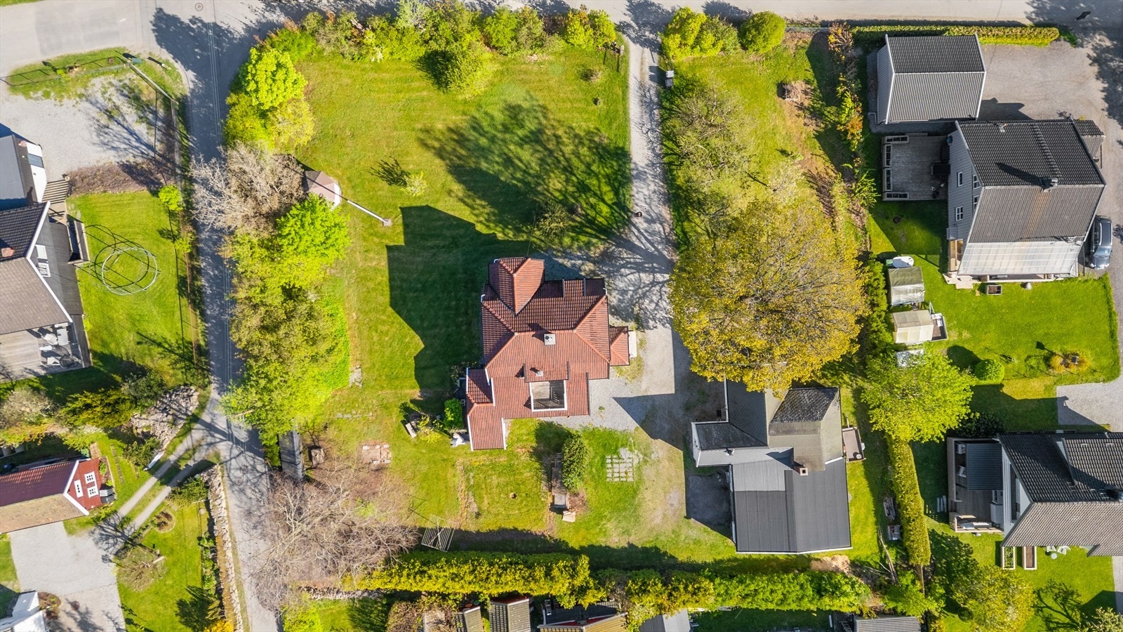 Dronefoto av eiendommen. Galleribilde