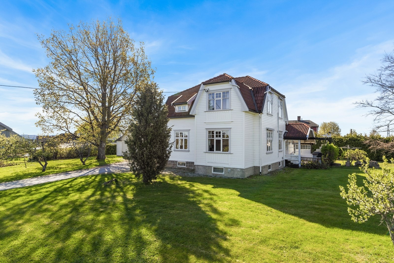 Tomten måler hele 2,7 mål! Galleribilde