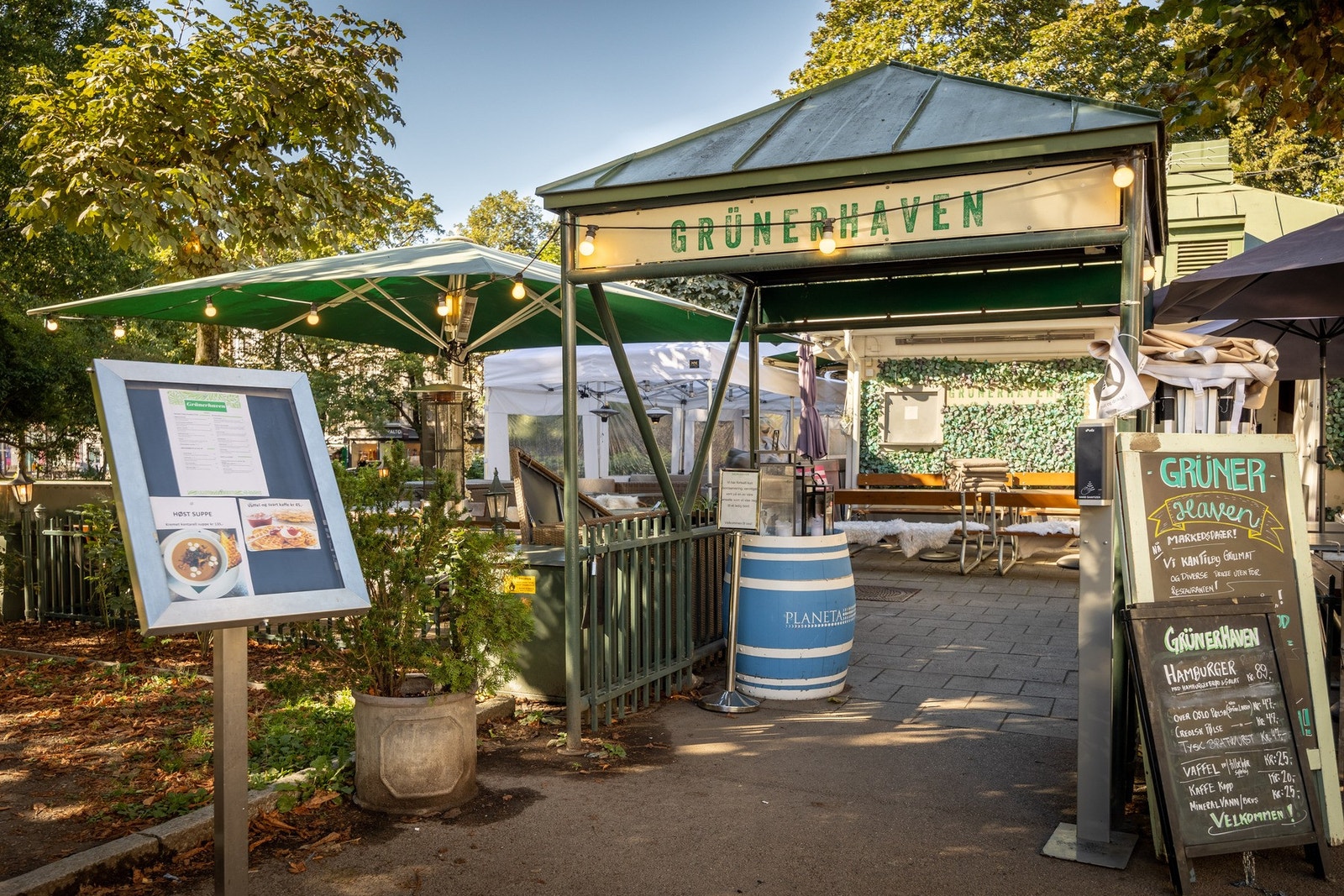 Grünerhaven Uterestaurant. Et deilig sted for lunsj i en grønn lunge i Oslo. Galleribilde