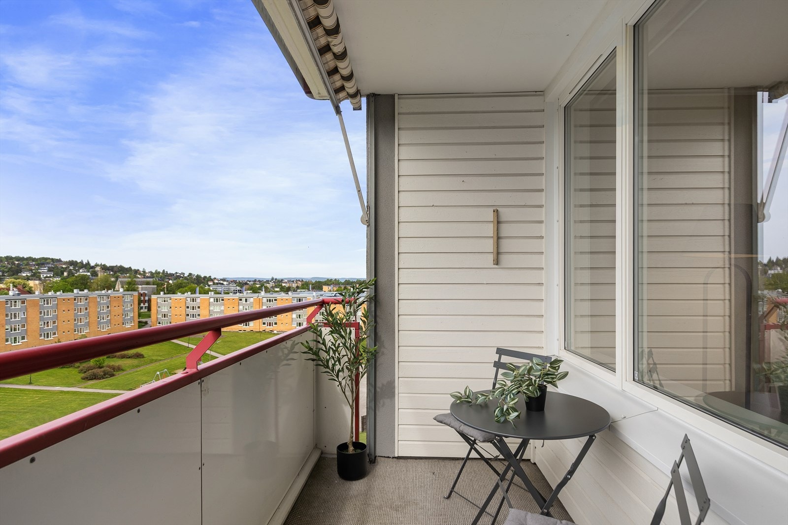 Det er god plass til balkongmøbler m.m. Galleribilde