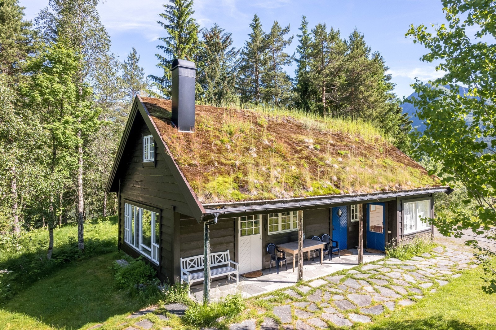 "Nyestova" er oppført i 2007 med moderne fasilitetar Galleribilde